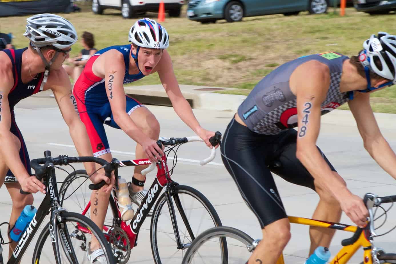 Triathlon bike racing